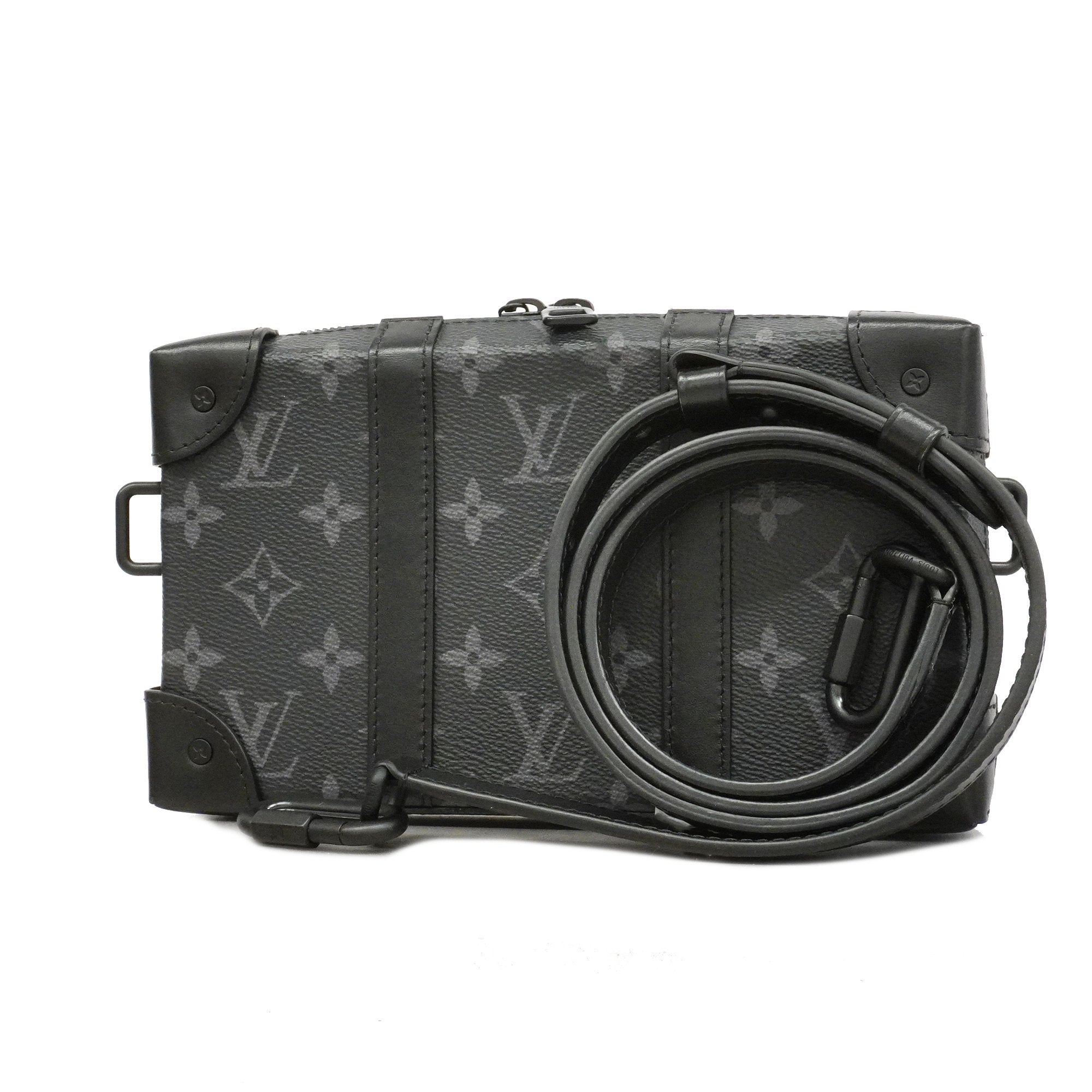 Shop Louis Vuitton MONOGRAM 2022-23FW Trunk wallet (M69838) by