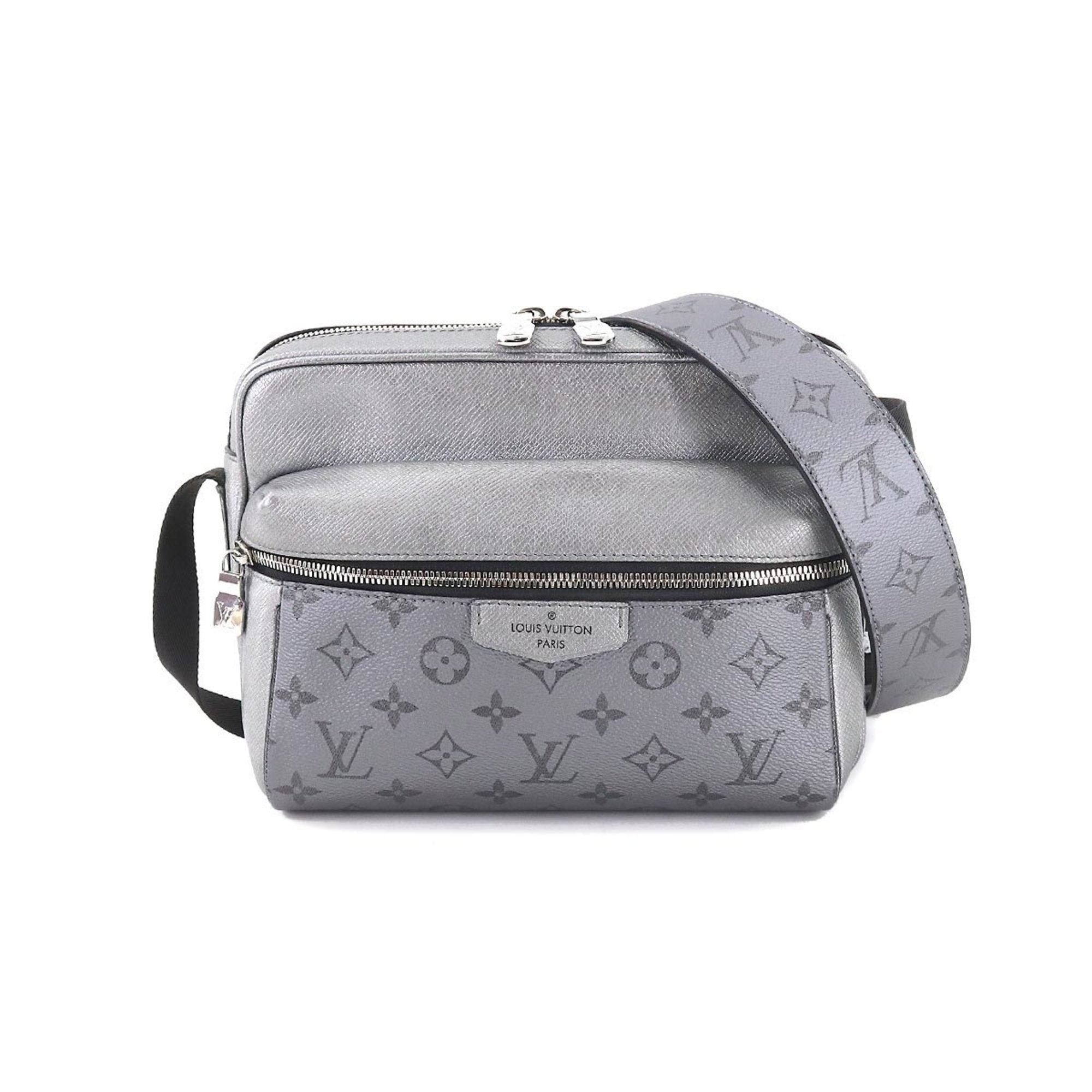 Auth LOUIS VUITTON Outdoor Sling Bag M30833 Silver Taigarama - RFID TAG  Backpack
