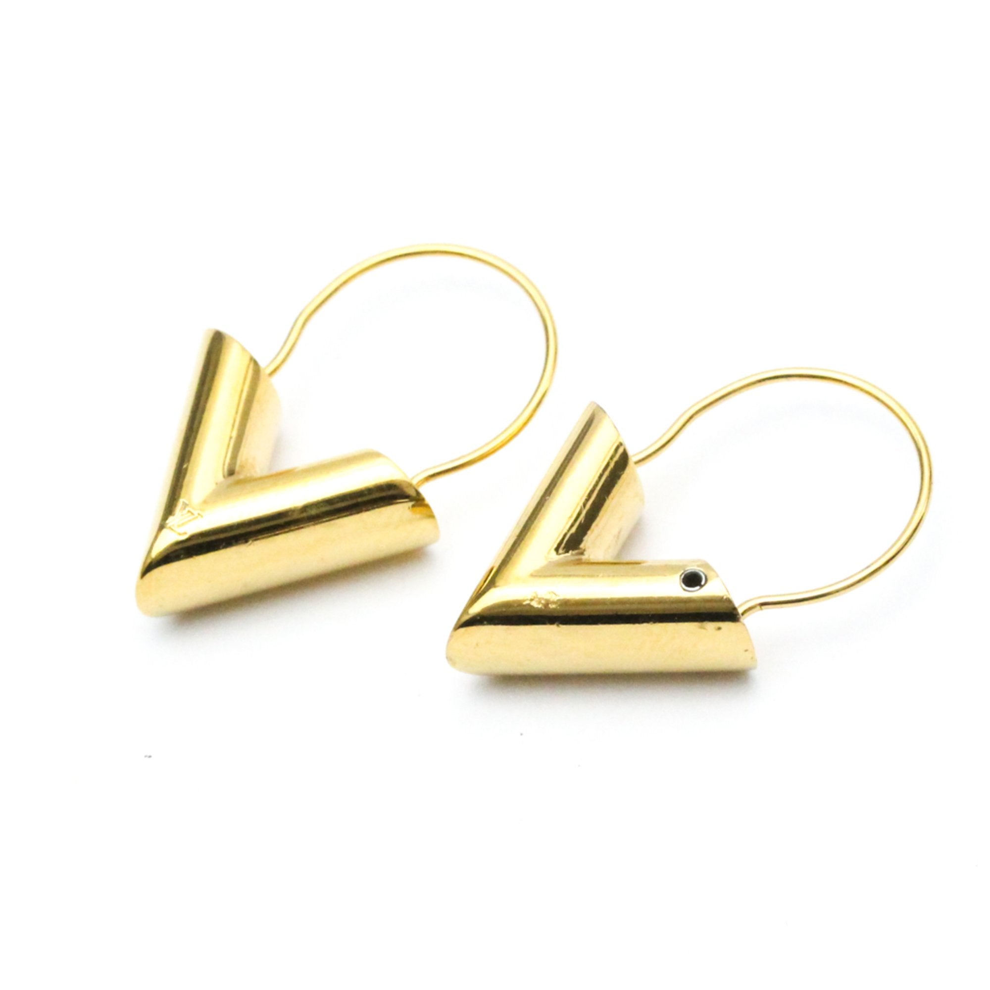 LOUIS VUITTON Essential V M61088 No Stone Gold Plating Stud Earrings G