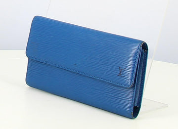 1997 Louis Vuitton Wallet Bleu Cuir Epi