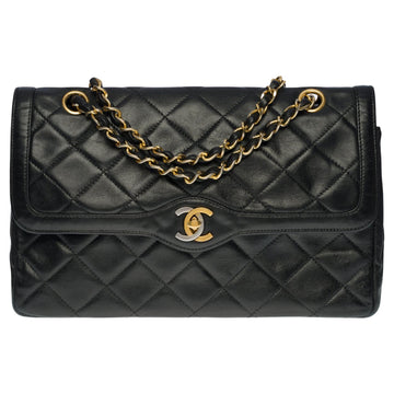 CHANEL Amazing Classic Double flap shoulder bag in black quilted lambskin, GHW
