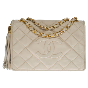 CHANEL Gorgeous Classic Full Flap shoulder bag in white quilted lambskin GHW