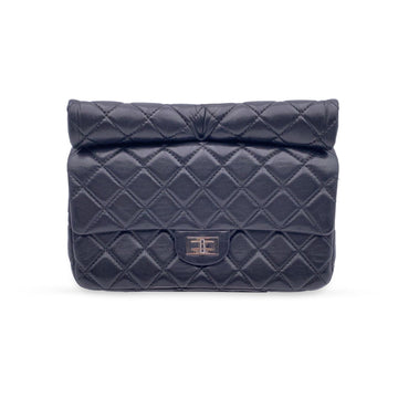 CHANEL 2010S Black Quilted Leather Reissue Roll 2.55 Clutch Bag