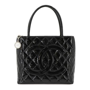 CHANEL Reprint Enamel Patent Leather Black A01804 Silver Metal Fittings Medallion Tote Bag