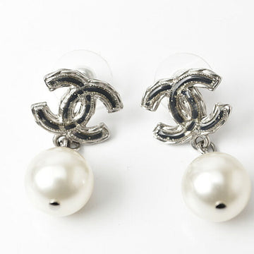 CHANEL Earrings  CC Motif Coco Mark Swing Pearl Silver White