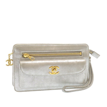 CHANEL Clutch Bag Leather Silver CC Auth 26857A