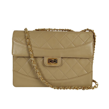 CHANEL Chanel Chanel Timeless Classica turn lock bag in beige leather