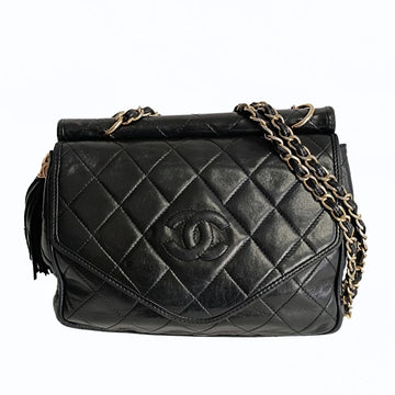 CHANEL Chanel Chanel camera shoulder bag with fringe in black matelasse leather