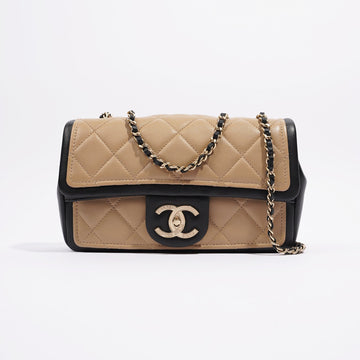 Chanel Womens Graphic Flap Bag Beige / Black Leather Small