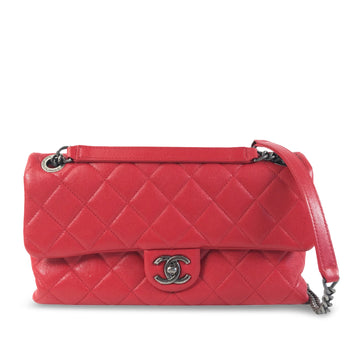 CHANEL CC Quilted Lambskin Single Flap Shoulder Bag