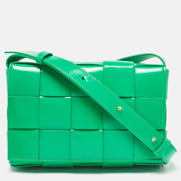 BOTTEGA VENETA Green Intreccio Glazed Leather Cassette Shoulder Bag