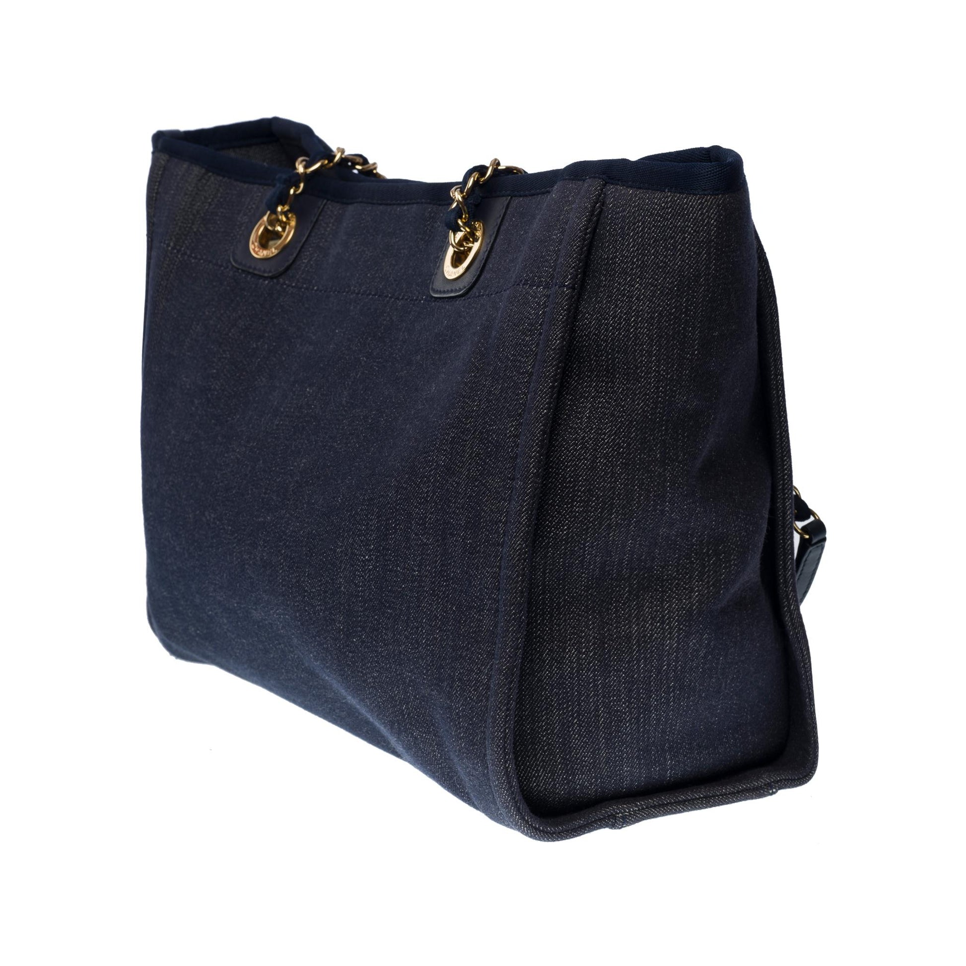 CHANEL Amazing Deauville Tote bag in blue denim canvas, GHW