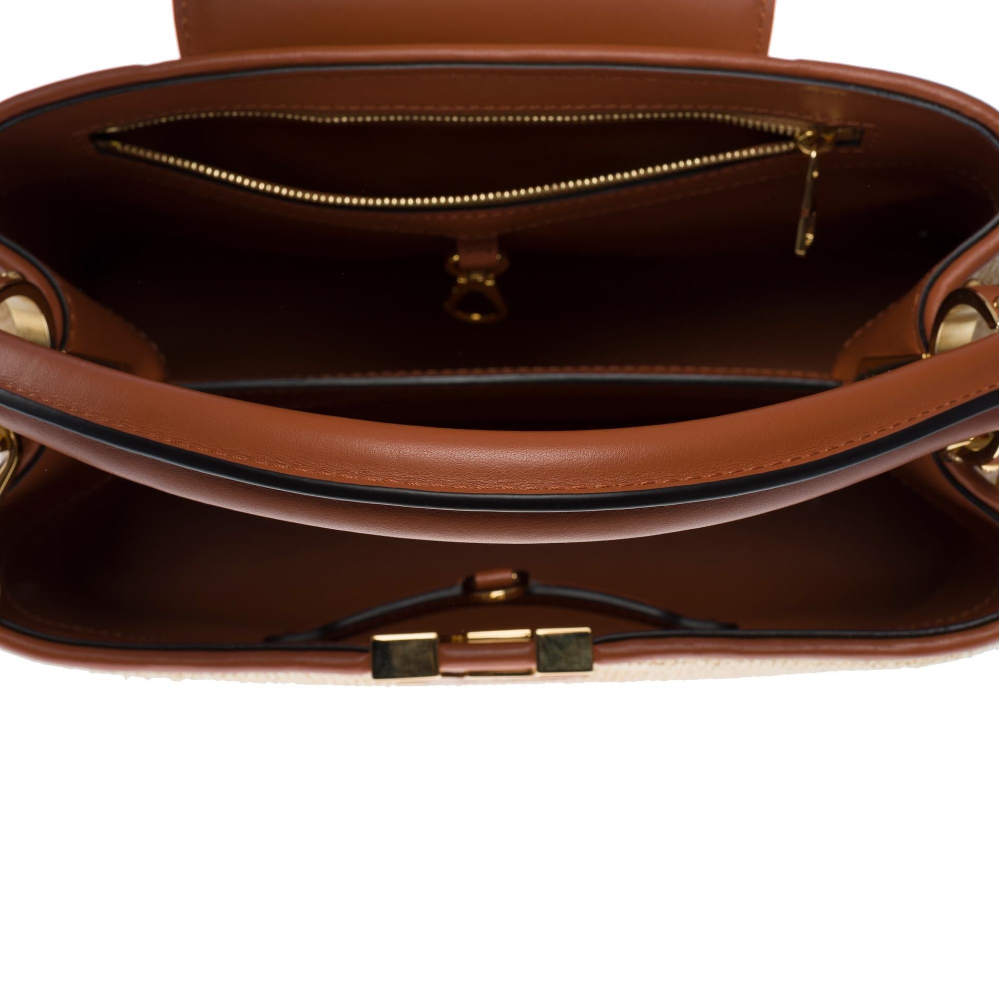 Limited Edition Louis Vuitton Capucines MM handbag strap in braided Raffia,  GHW