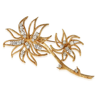 Poinsettia Flower Brooch in 18K Yellow Gold Diamond 0.75 CTW