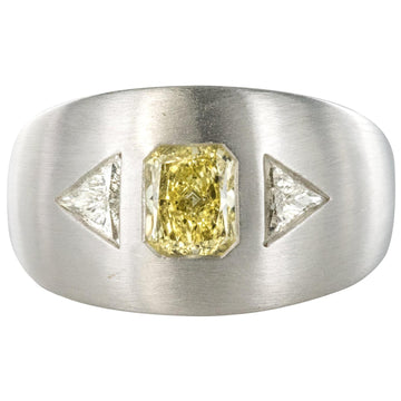Baume Modern Yellow and White Diamond Polished Gold Ring