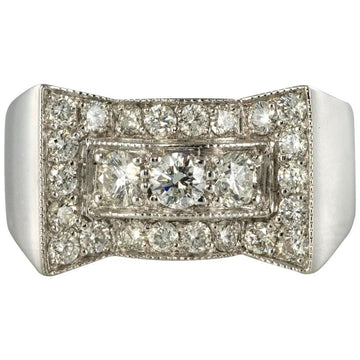 Art Deco Style 0.87 Carat Diamonds 18 Karat White Gold Ring