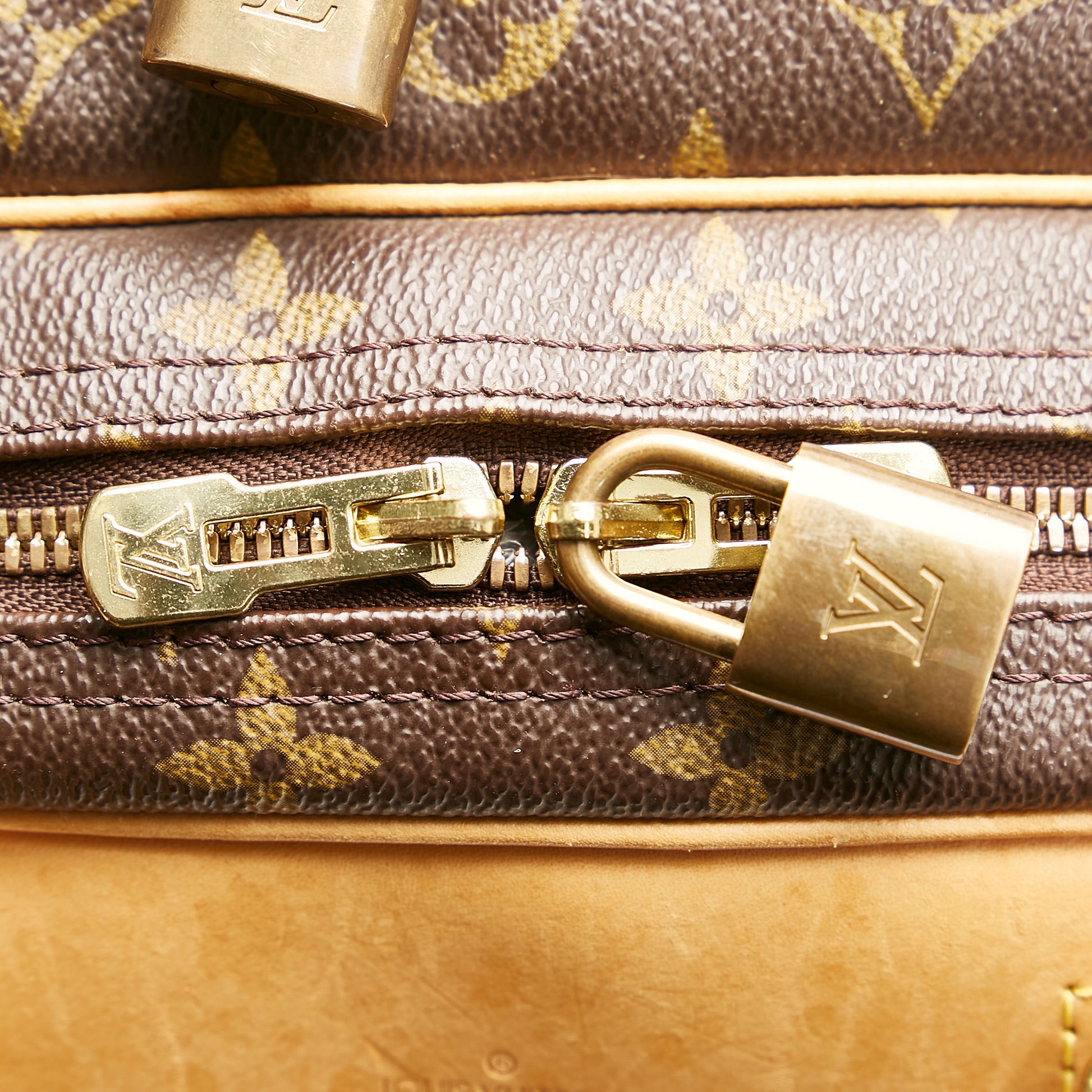 Louis Vuitton Alize Travel bag 373718