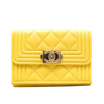 CHANEL Boy Chanel wallet A84432 yellow lambskin