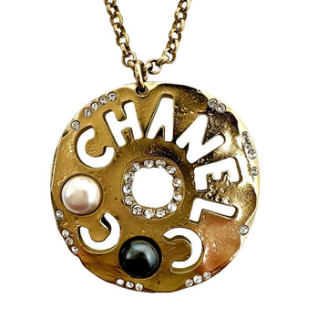 Chanel punching plate necklace logo A19A AB1585 pendant jewelry accessories rhinestone pearl plated gold ladies