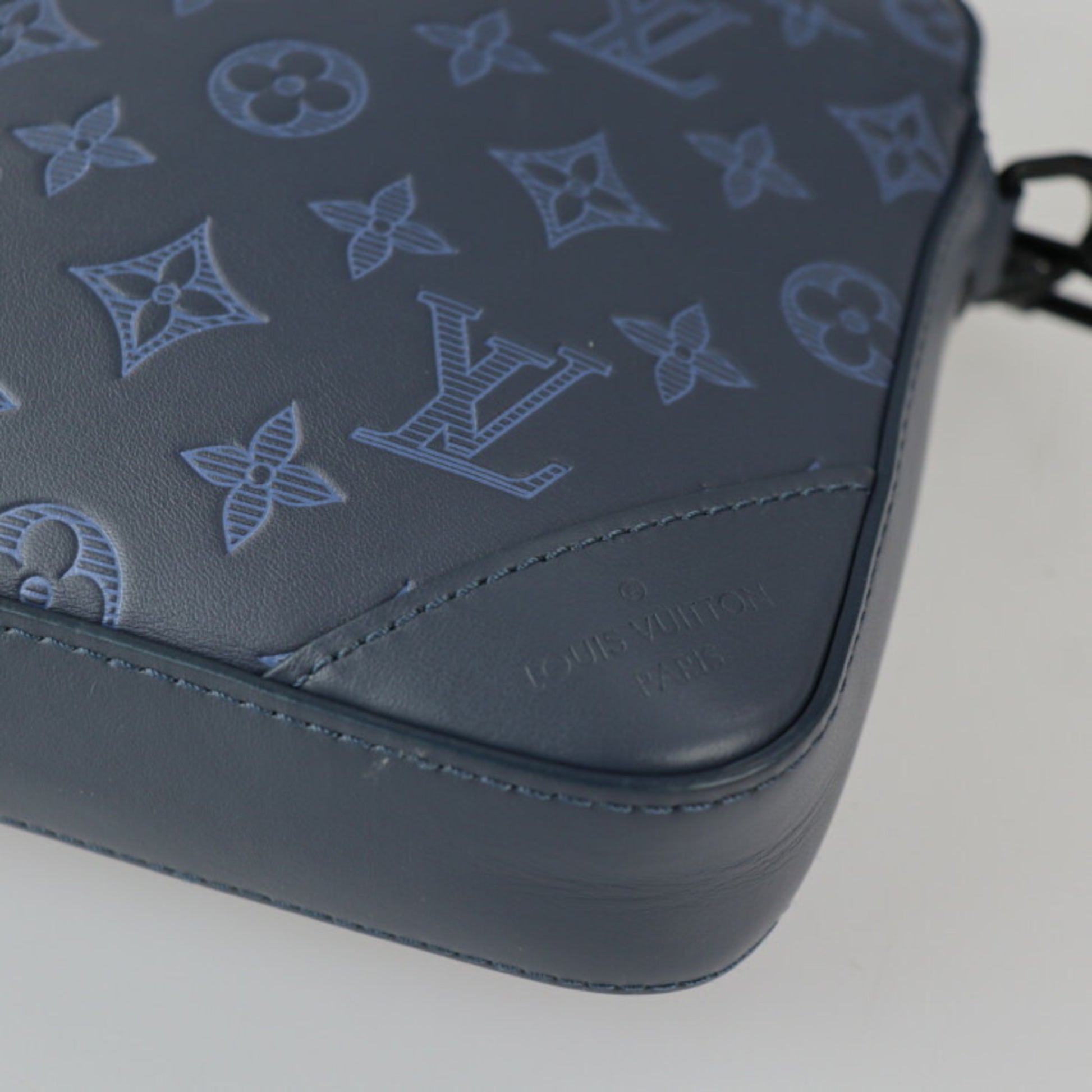 Louis Vuitton M45730 LV Duo Messenger bag in navy blue Monogram Shadow  leather – iPerfectbags