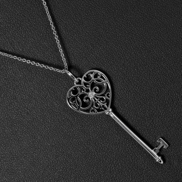 TIFFANY&Co. Enchanted Heart Key Necklace 5.4g K18 EG White Gold Diamond