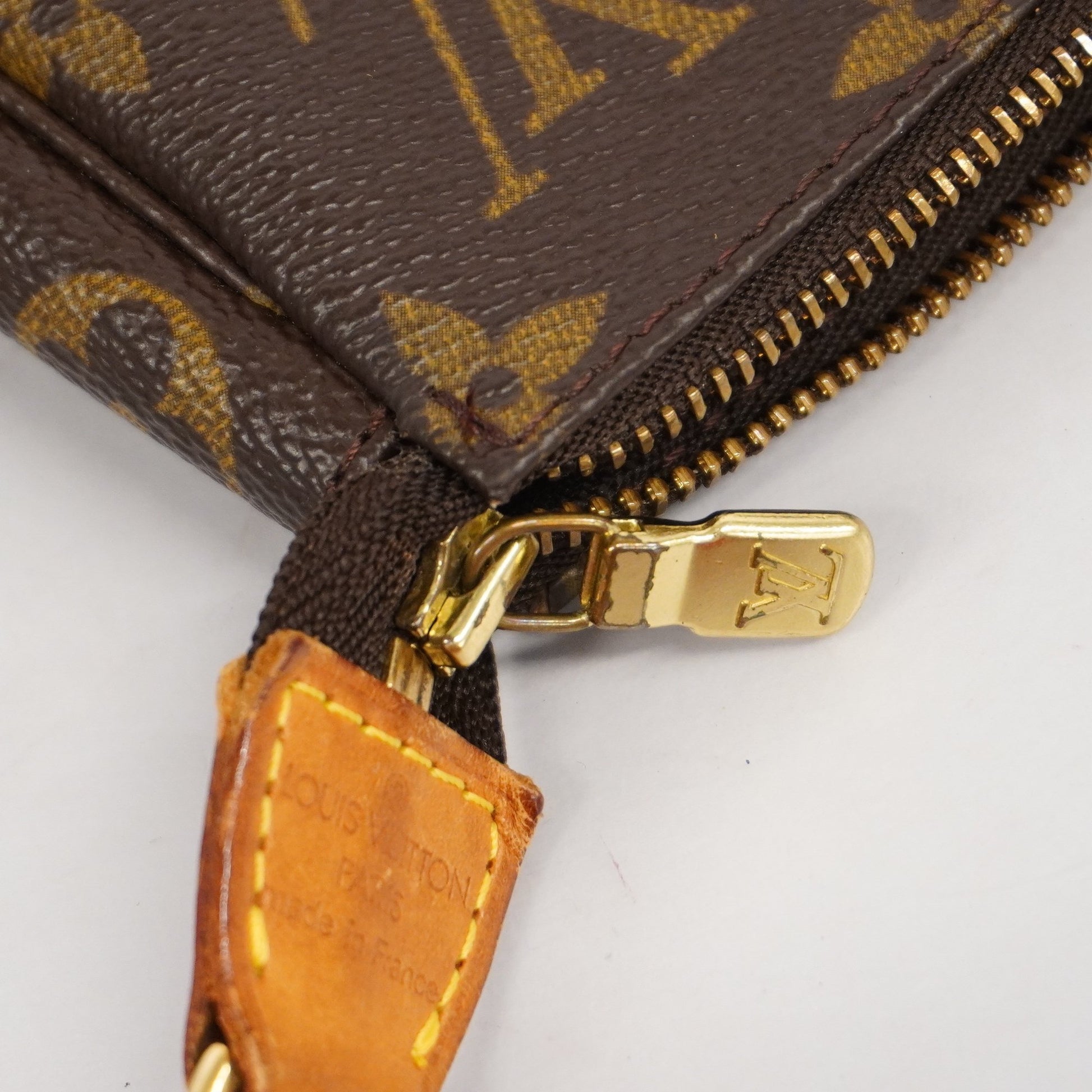 Louis Vuitton, Bags, Louis Vuitton Monogram Pochette Accessoires Pouch  M598 Lv Auth B151