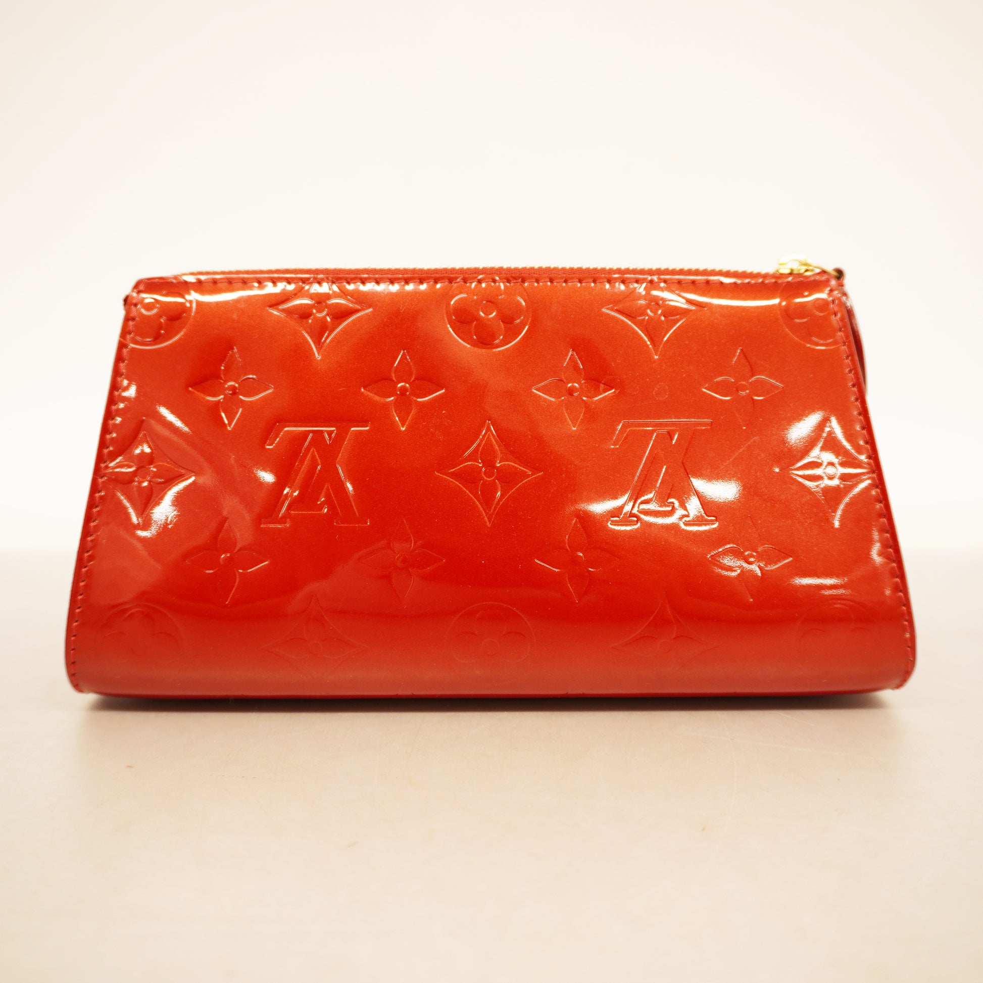 Louis Vuitton Pouch Monogram Vernis Truth Cosmetic M93568