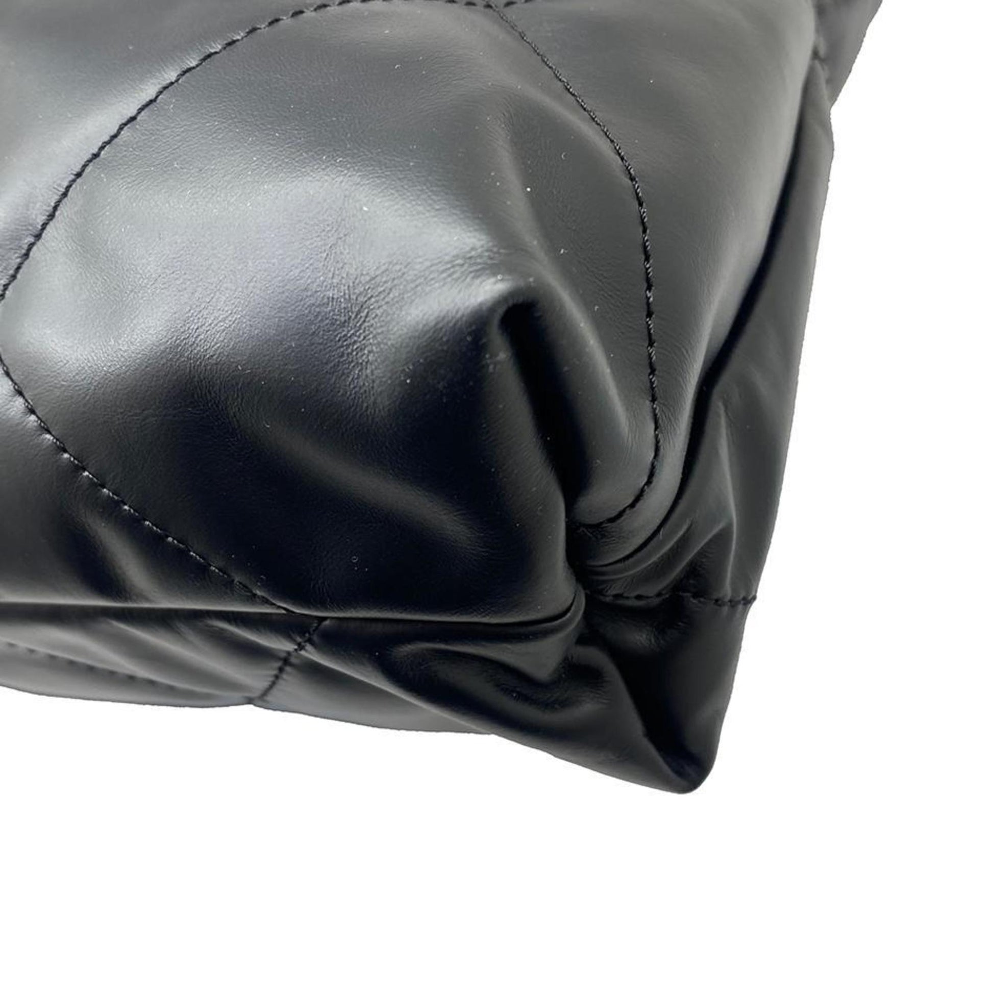Chanel 22 matelasse small chain shoulder bag leather black gold metal