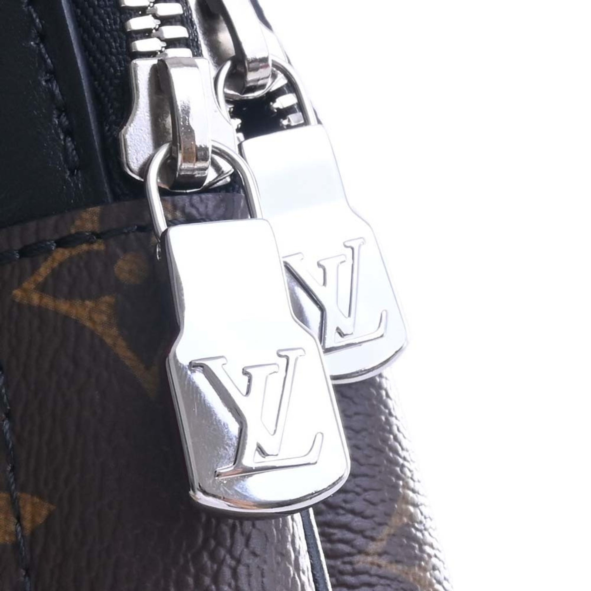 LOUIS VUITTON Louis Vuitton Monogram Macassar Avenue Sling Bag Body M46327  Brown Black Men's