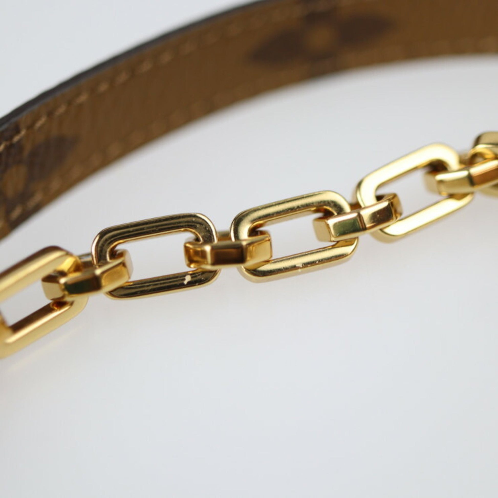 LOUIS VUITTON Louis Vuitton Chenne Dauphine Keychain M69553 Monogram  Reverse Canvas Brown Gold Hardware Key Ring Bag Charm | eLADY Globazone
