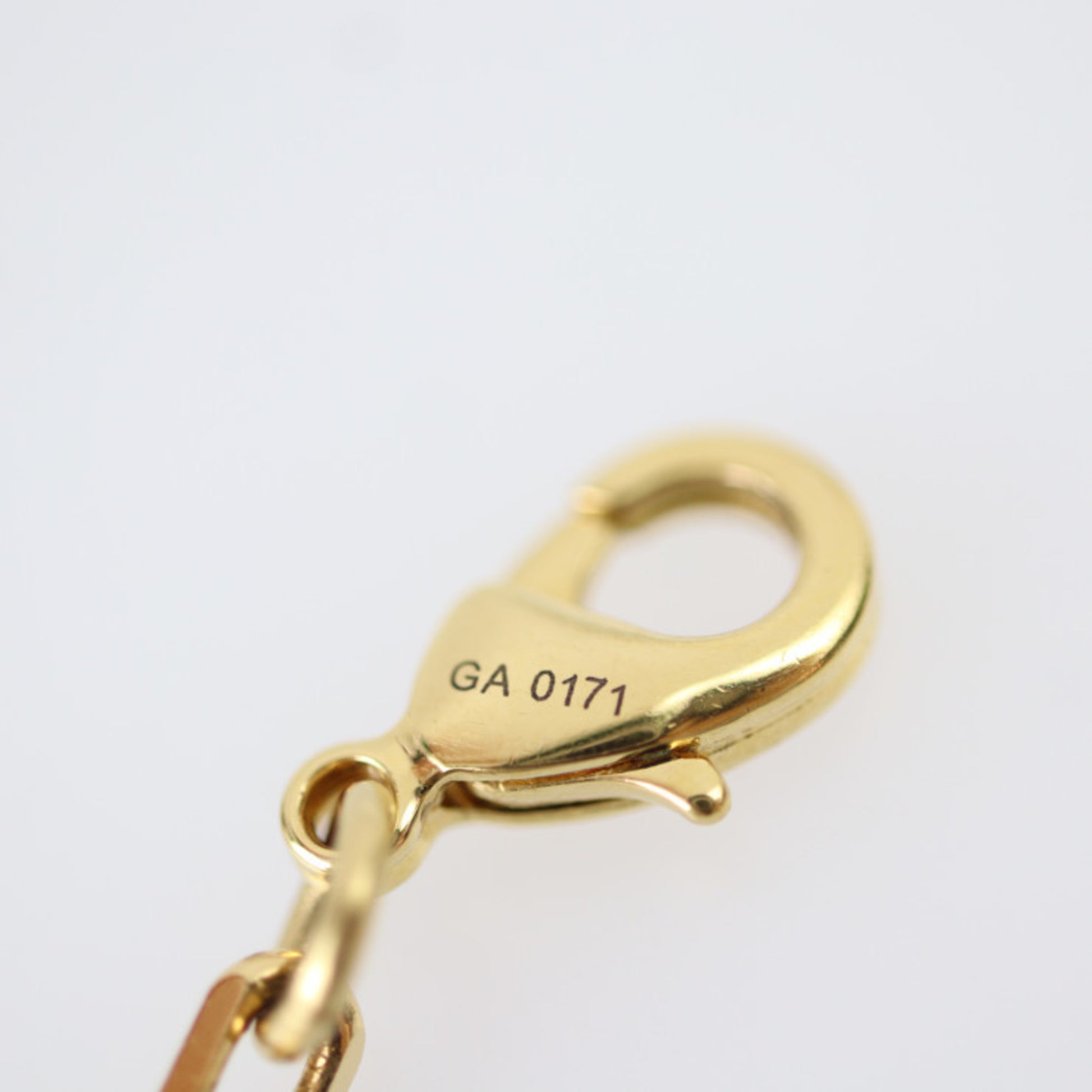 Louis Vuitton LOUIS VUITTON Pandan Tiff Magnetic Necklace Pendant Ball  Plated Rhinestone Plastic Gold Black Brown Gold hardware ref.576617 - Joli  Closet