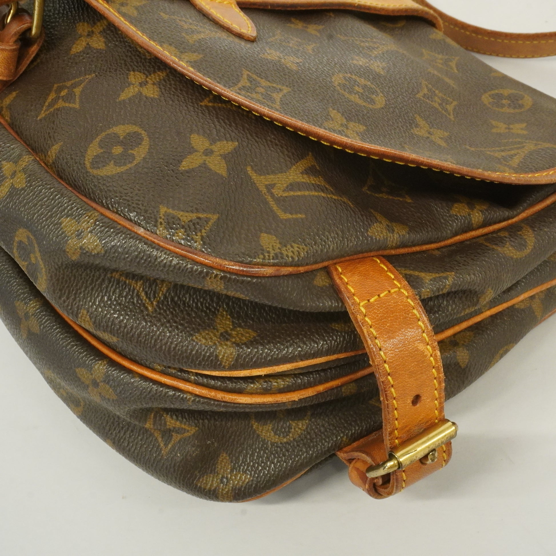LOUIS VUITTONAuth Monogram Saumur 30 M42256 Women's Shoulder Bag