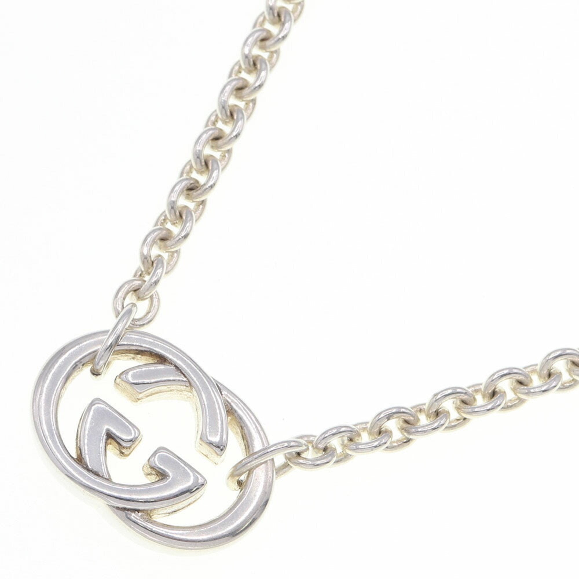 Lo Smeraldo - GUCCI Necklace with silver GG pendant