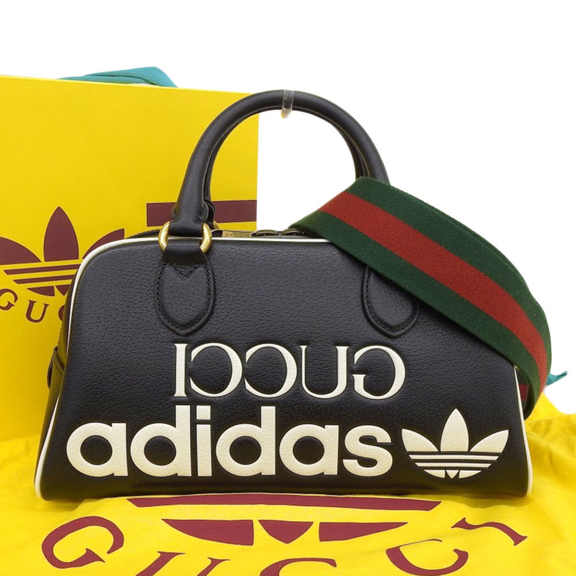 Gucci x adidas small shoulder bag black | Small shoulder bag, Shoulder bag,  Brown handbag
