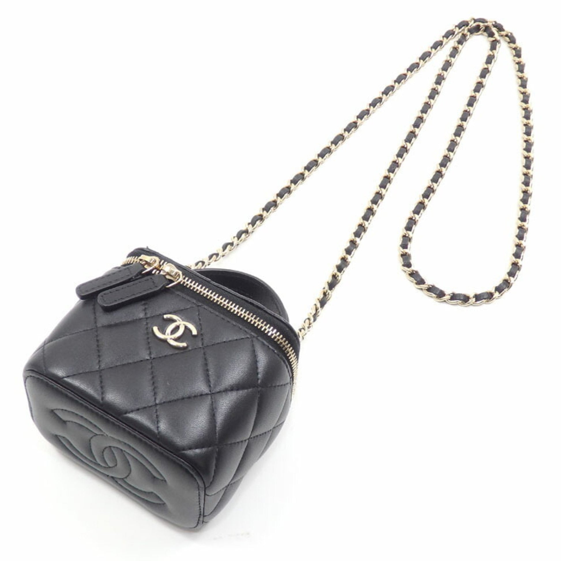 Shop CHANEL MATELASSE 2021-22FW Small Bucket Bag by