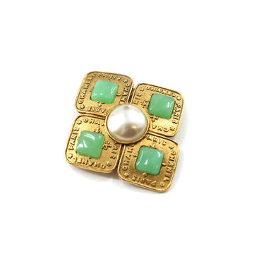 Chanel fake pearl brooch white green gold accessories 28 Vintage