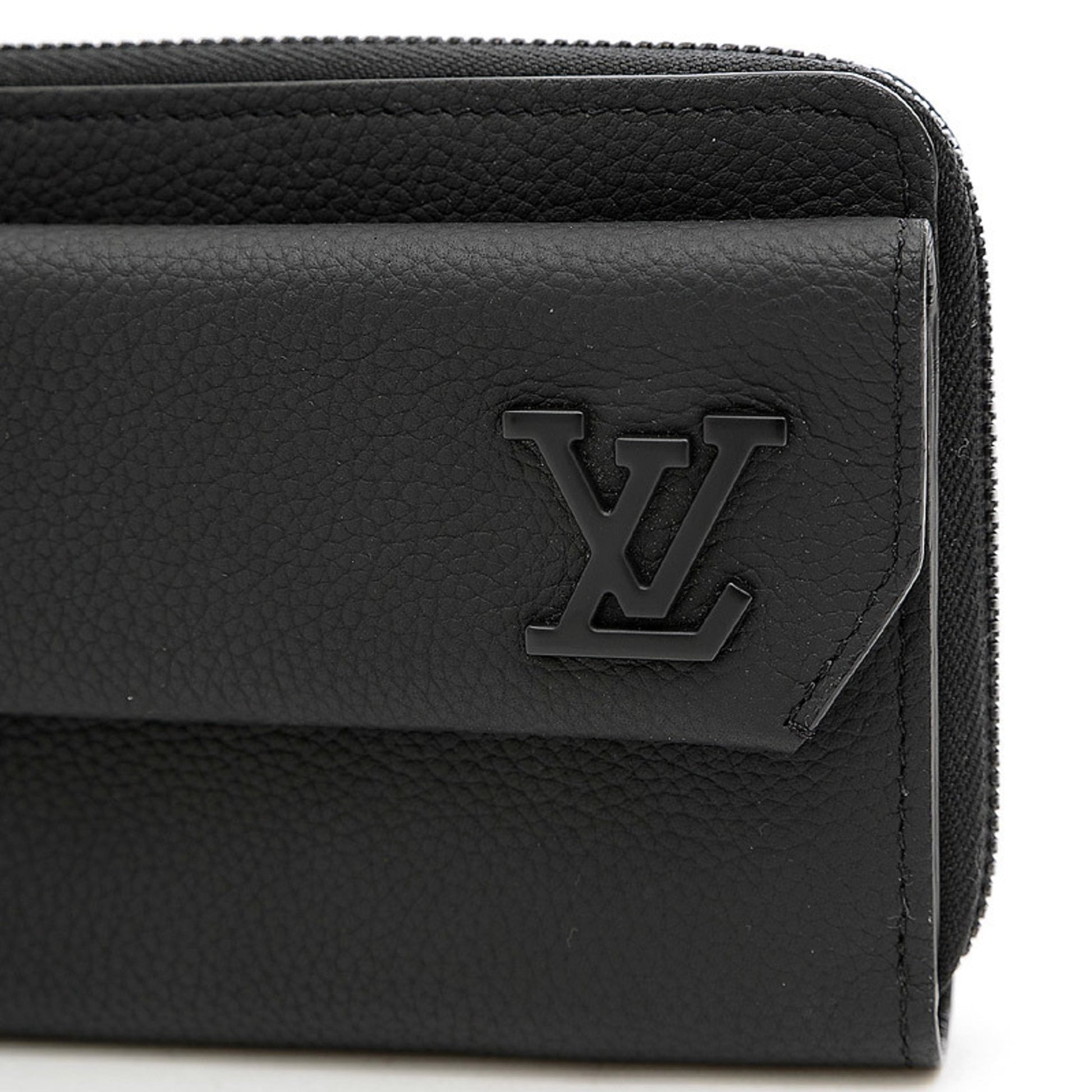 Authenticated Used LOUIS VUITTON Louis Vuitton Zippy Aerogram Round Long  Wallet Grain Leather M69831 Black 