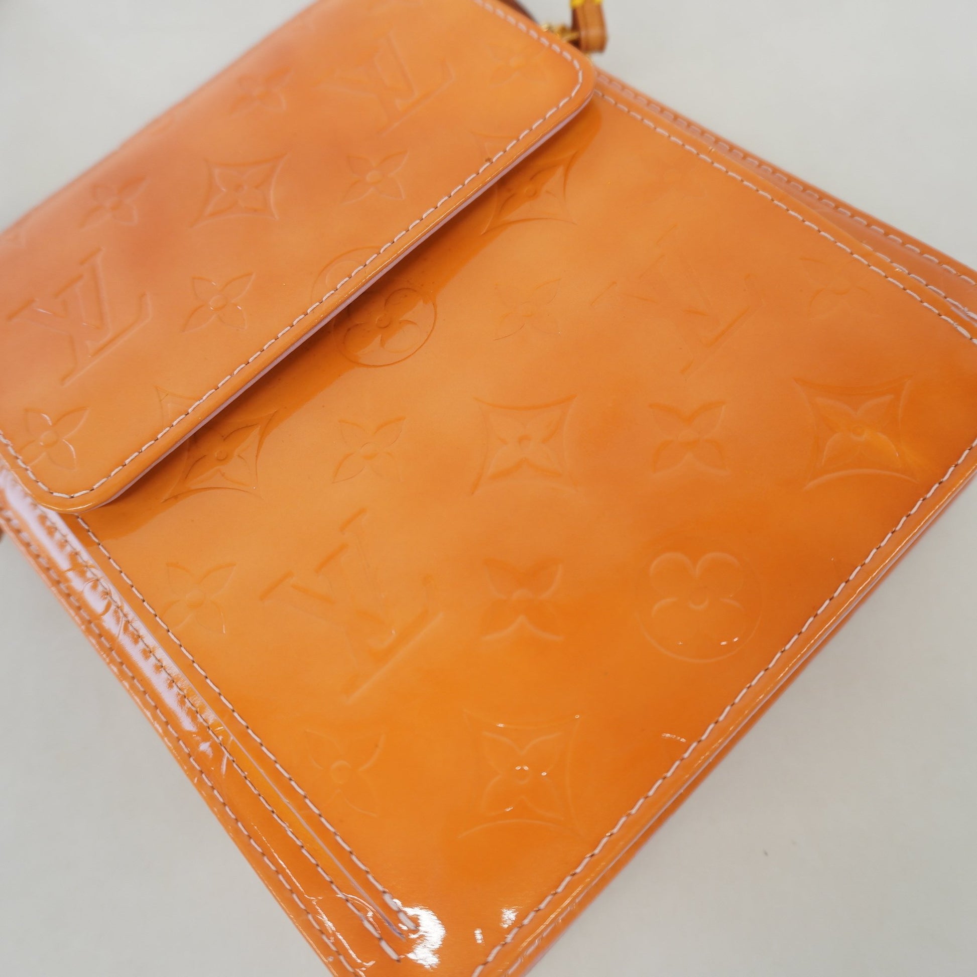 LOUIS VUITTON M91034 Monogram Vernis Mott Shoulder Bag Orange Used