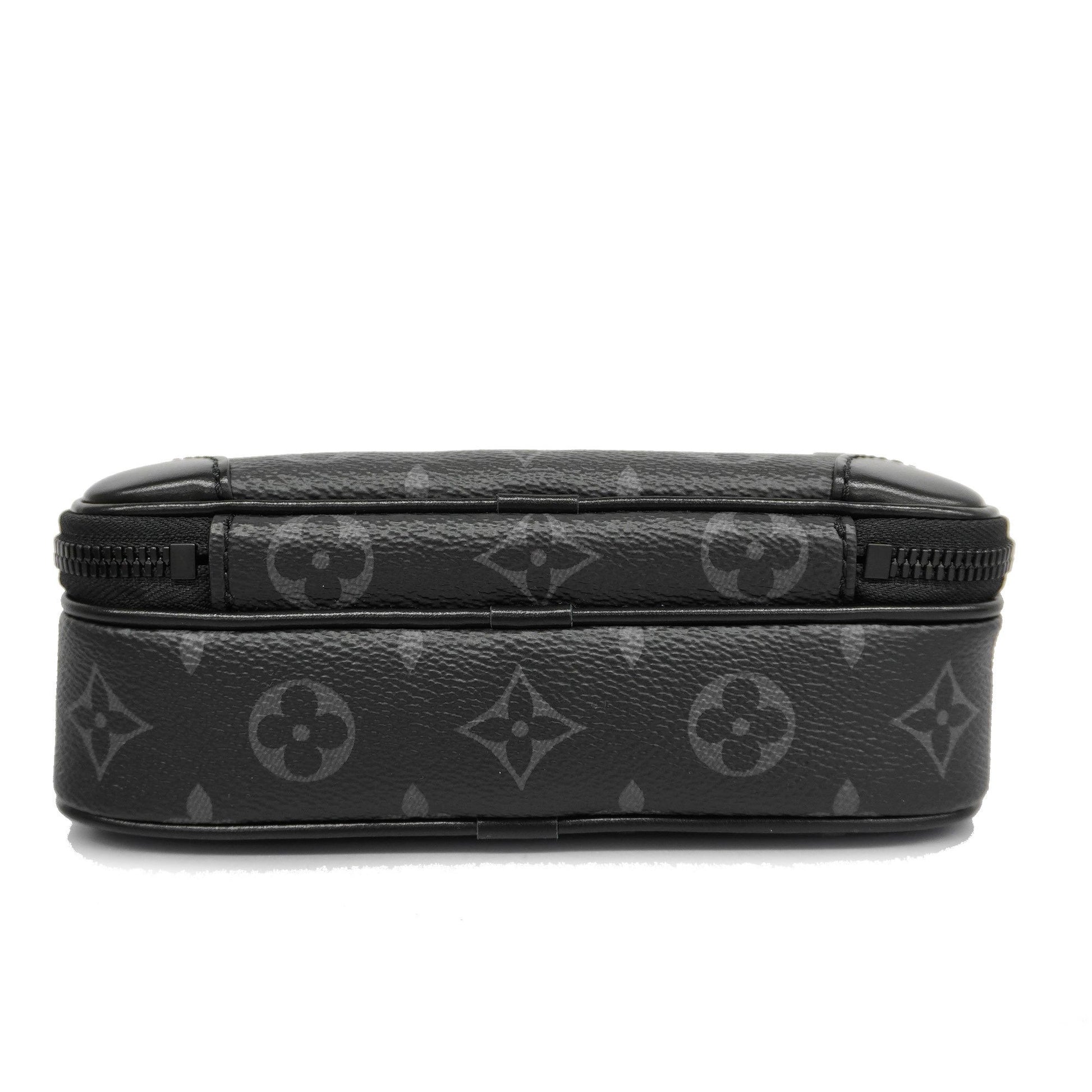 Louis Vuitton 2024 SS Alpha Wearable Wallet (M81260)