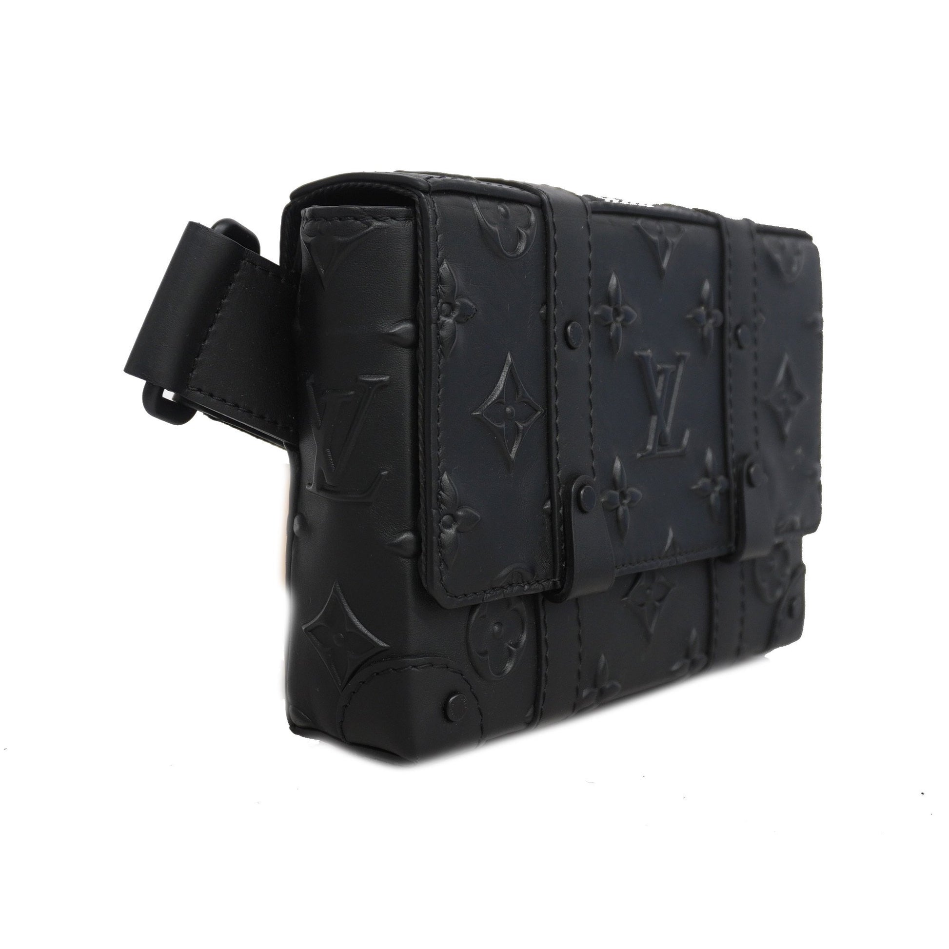 Shop Louis Vuitton Shoulder Bags (M59664, M59666) by lifeisfun