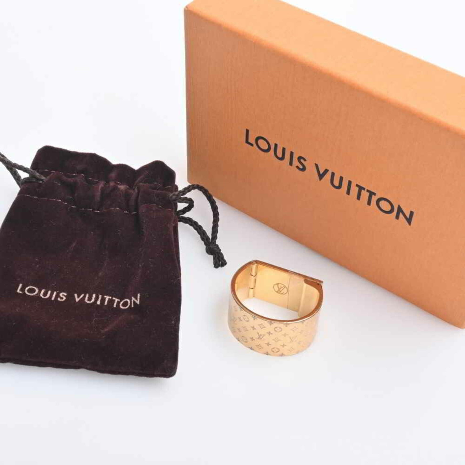 LOUIS VUITTON Louise Scarf Ring Holder Gold 636116