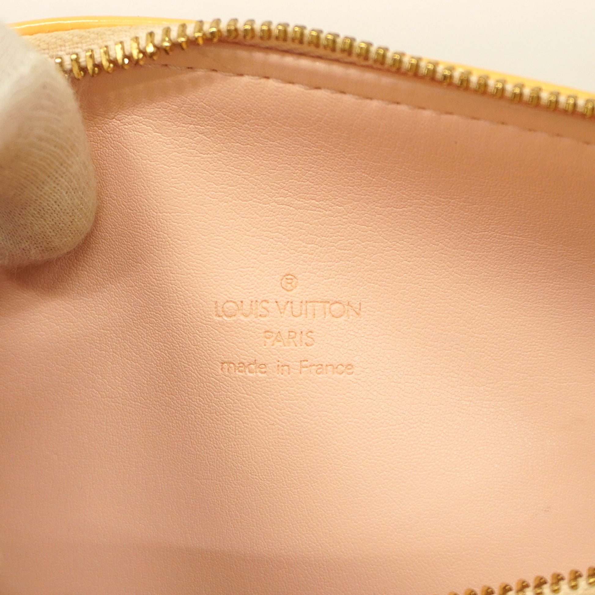 LOUIS VUITTON Handbag M91308 Bedford Marshmallow pink Monogram Vernis –