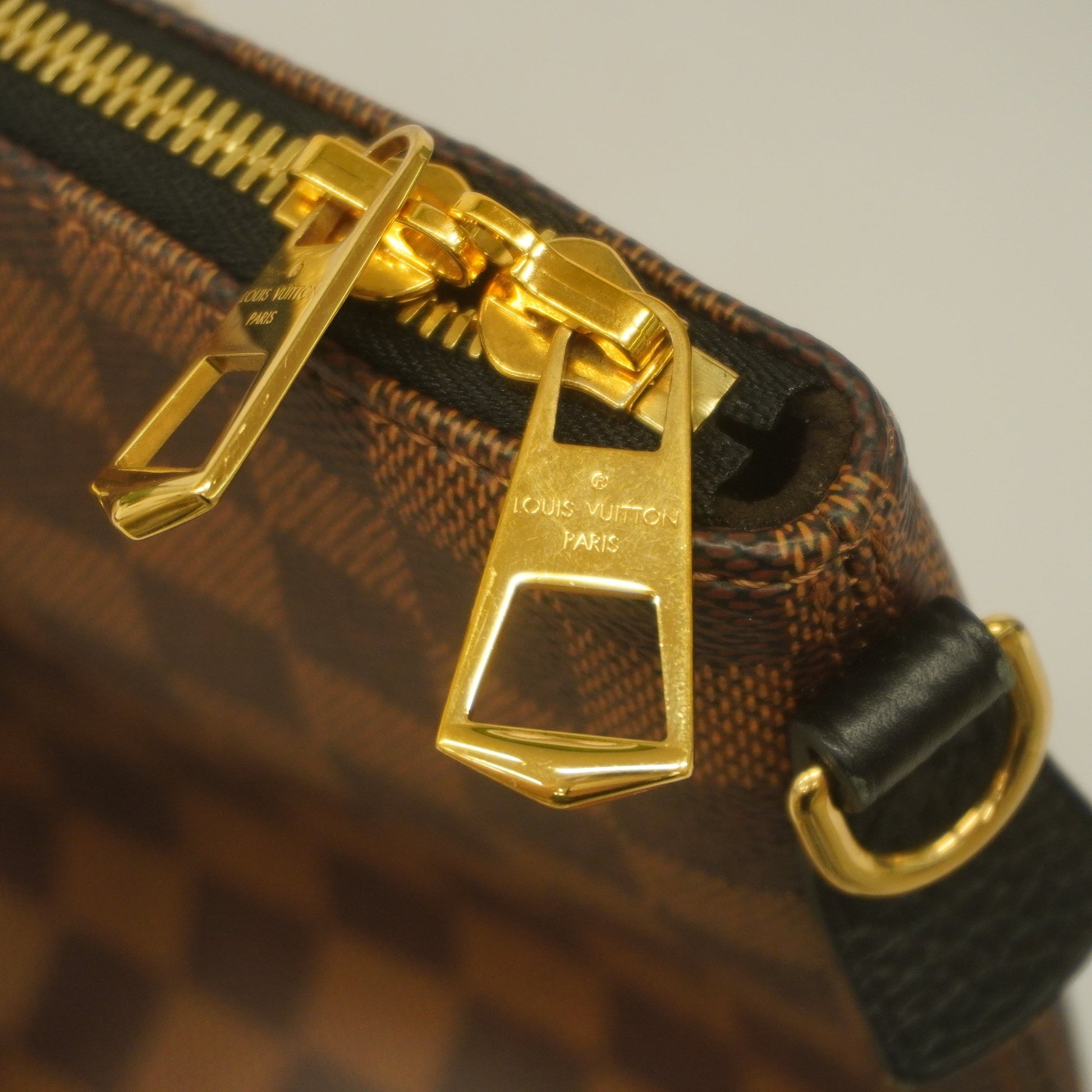 Auth Louis Vuitton Damier Hyde Park N41014 Women's Handbag Noir