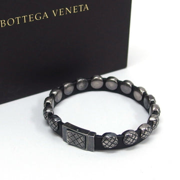 BOTTEGA VENETA silver studs intrecciato pattern bracelet black