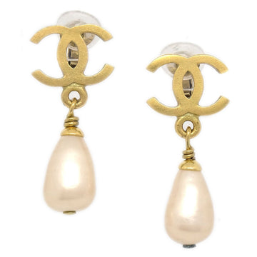 CHANEL 1995 Spring Dangle Pearl CC Earrings Clip-On 95P 39402