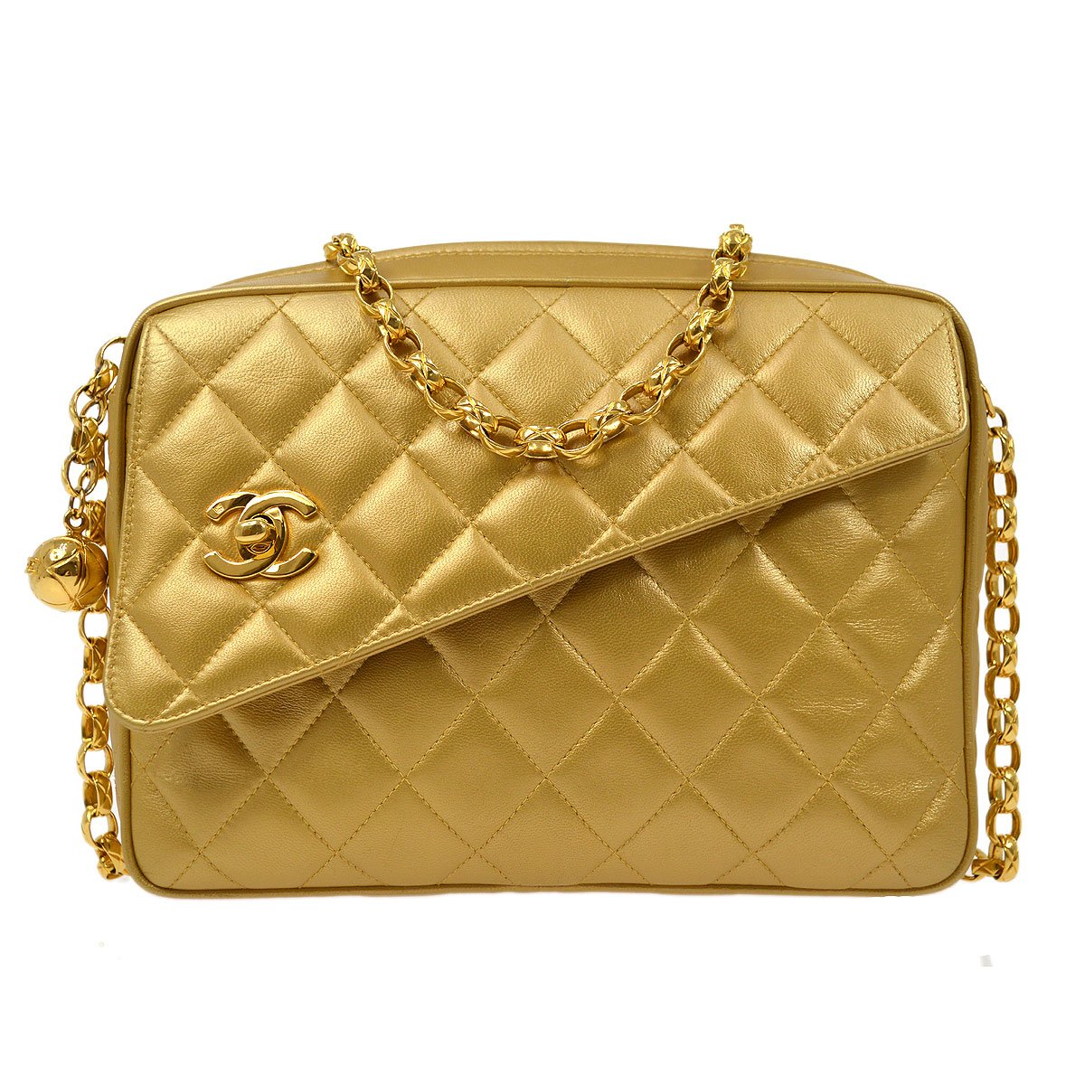 Chanel Vintage Light Beige Quilted Caviar Front Pocket Bijoux Chain Large  Camera Bag Gold Hardware, 1991-1994 Available For Immediate Sale At  Sotheby's