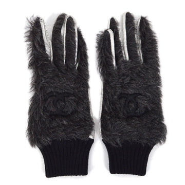 CHANEL 1994 Black Fur Silver Lambskin Gloves #7 AK31672j