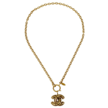 CHANEL 1986-1994 Quilted CC Gold Chain Pendant Necklace 3857 AK38293k