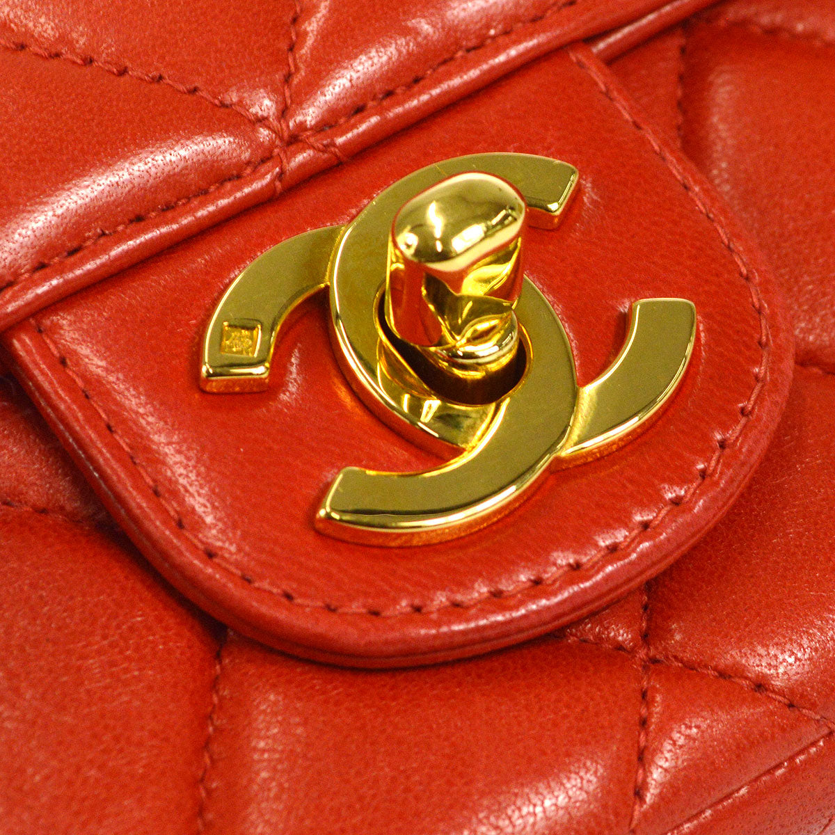 CHANEL 1994-1996 Mini Border Flap Handbag 55638