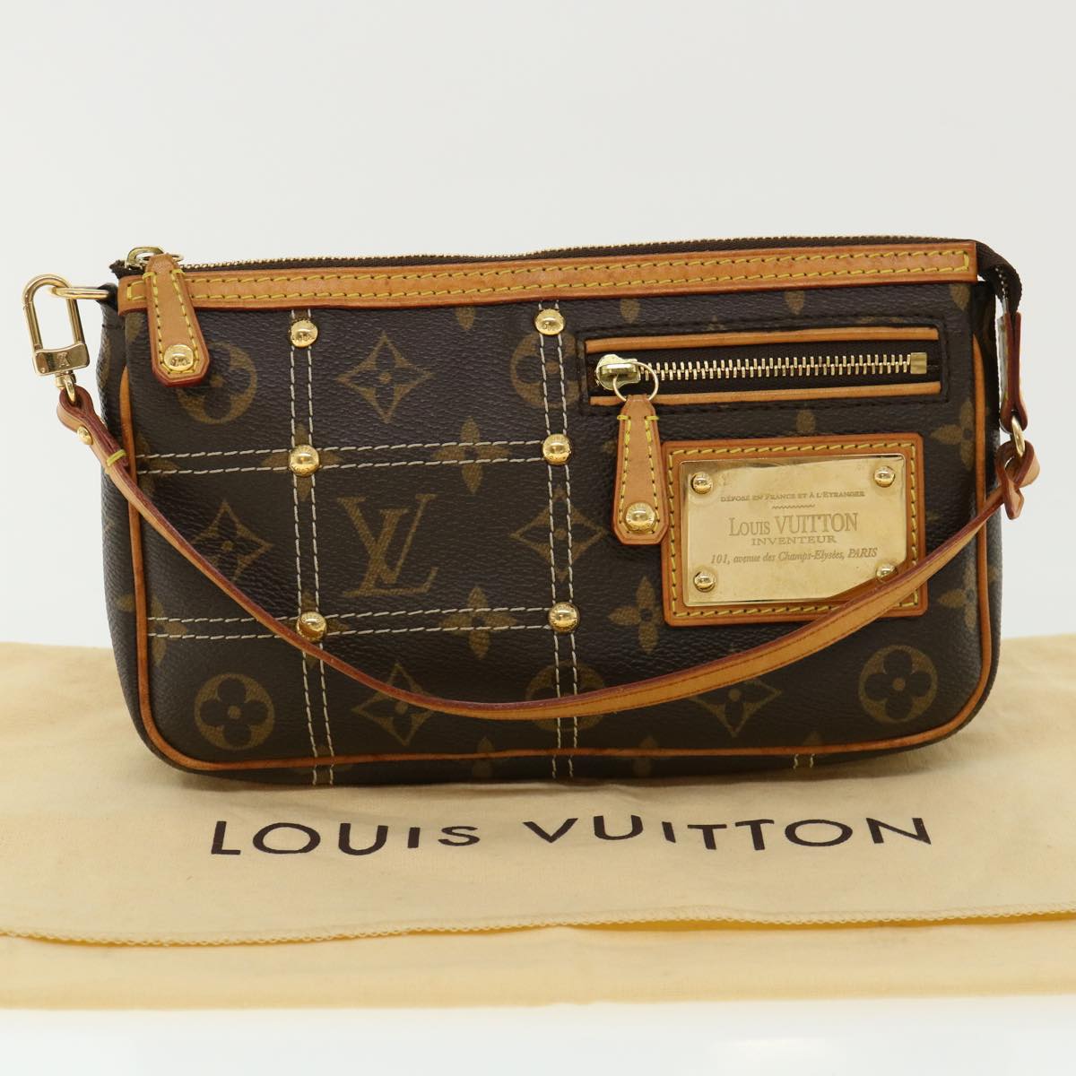  Louis Vuitton M40141 Rivet Pochette Monogram Access